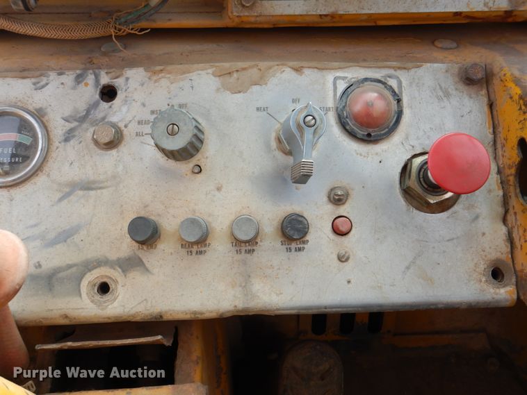 image for item IK9798 1969 Caterpillar 930  wheel loader