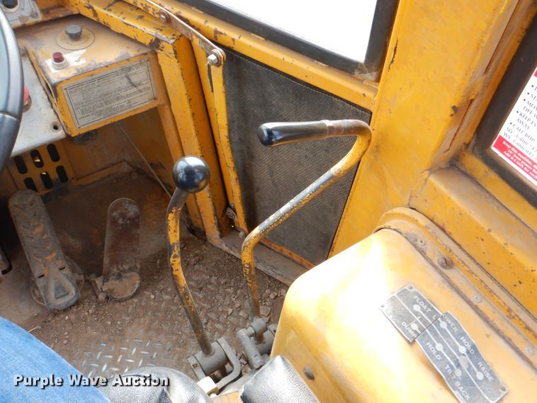 image for item IK9798 1969 Caterpillar 930  wheel loader