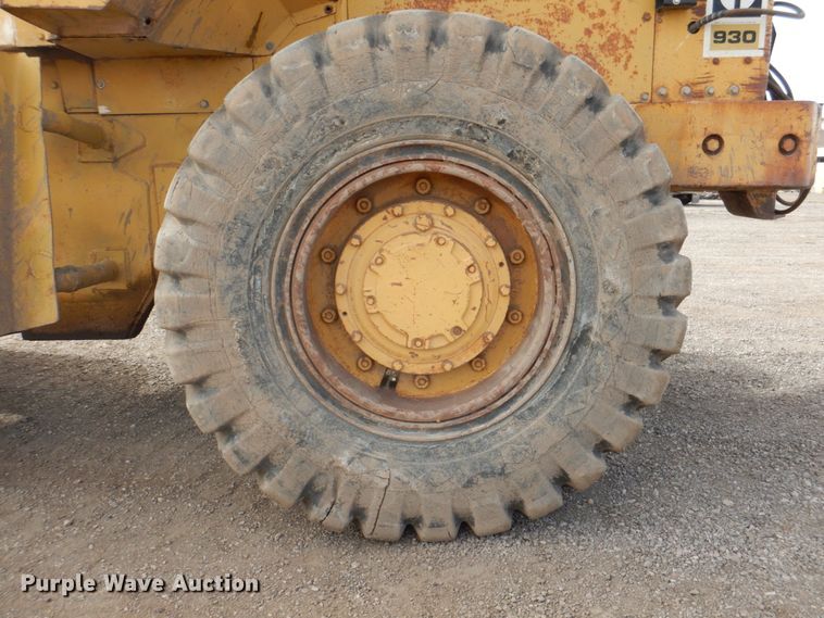 image for item IK9798 1969 Caterpillar 930  wheel loader