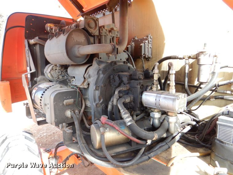 image for item IK9802 2006 JLG 400S  boom lift