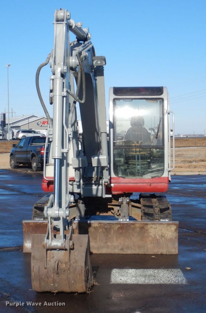 image for item IK9821 1998 Takeuchi TB070  excavator