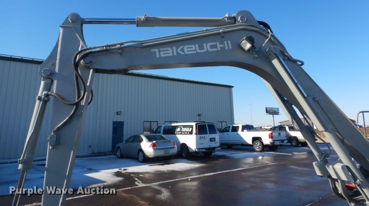image for item IK9821 1998 Takeuchi TB070  excavator