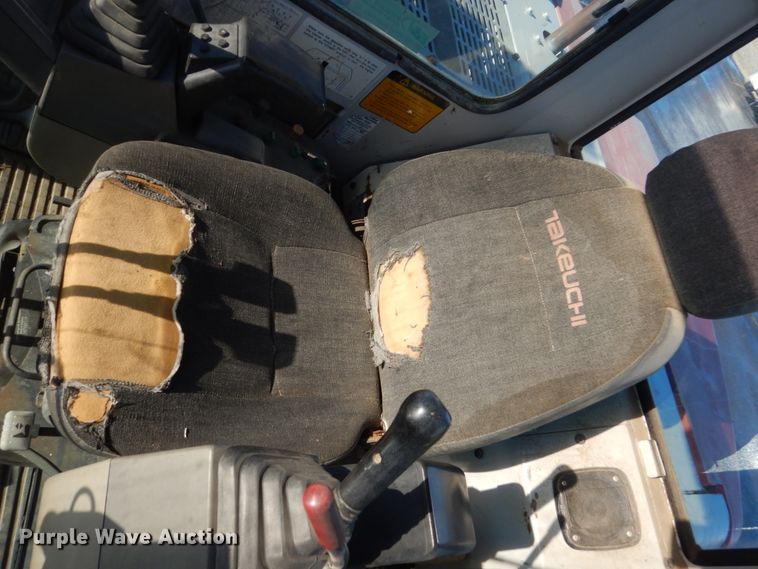 image for item IK9821 1998 Takeuchi TB070  excavator