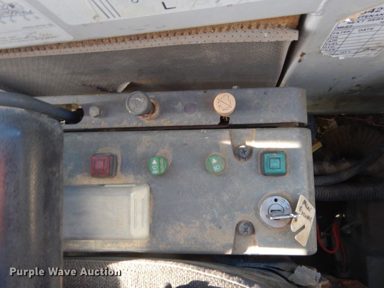 image for item IK9821 1998 Takeuchi TB070  excavator