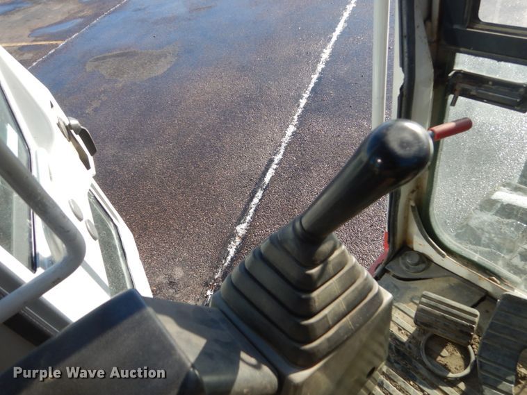 image for item IK9821 1998 Takeuchi TB070  excavator