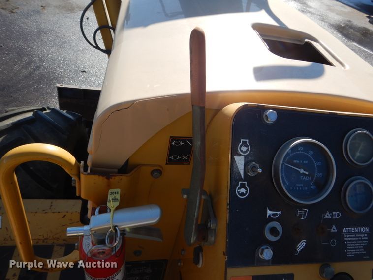 image for item IK9822 2005 Vermeer RT1250  trencher