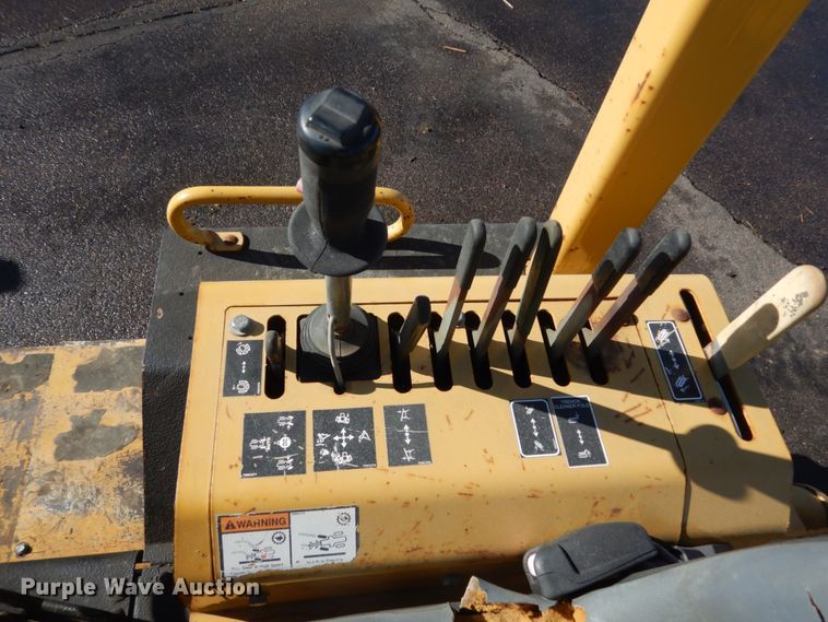 image for item IK9822 2005 Vermeer RT1250  trencher