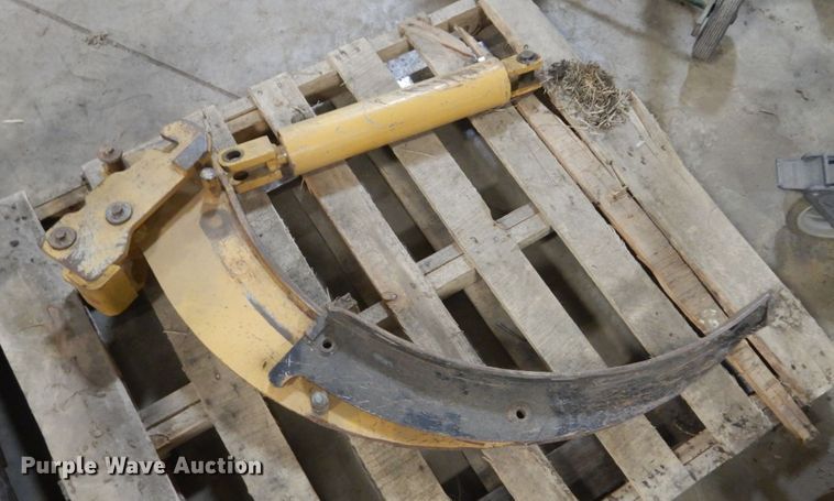 image for item IK9822 2005 Vermeer RT1250  trencher