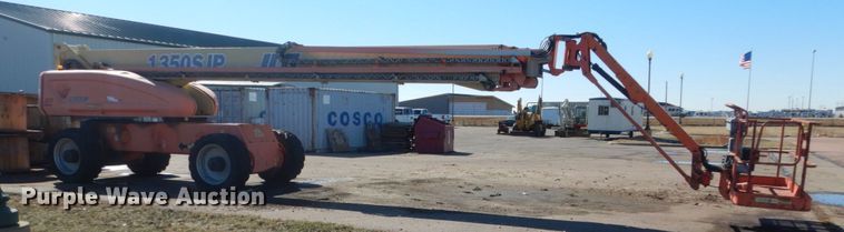 image for item IK9827 2003 JLG 1350SJP  boom lift