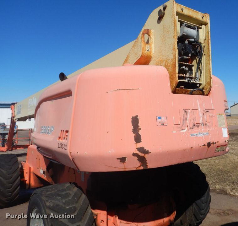 image for item IK9827 2003 JLG 1350SJP  boom lift