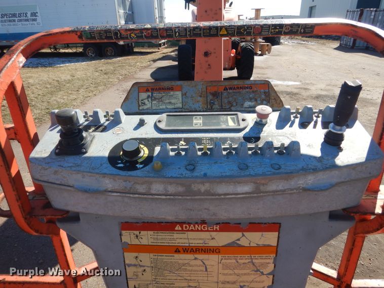 image for item IK9827 2003 JLG 1350SJP  boom lift