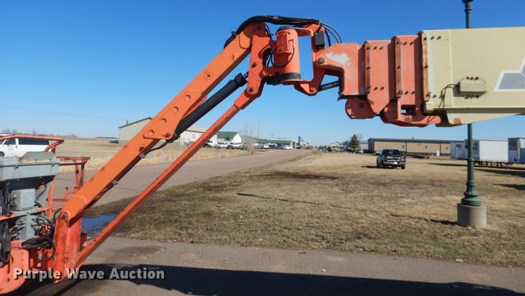image for item IK9827 2003 JLG 1350SJP  boom lift