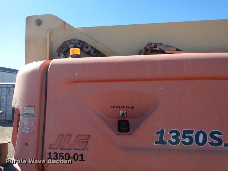 image for item IK9827 2003 JLG 1350SJP  boom lift