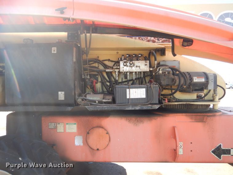 image for item IK9827 2003 JLG 1350SJP  boom lift