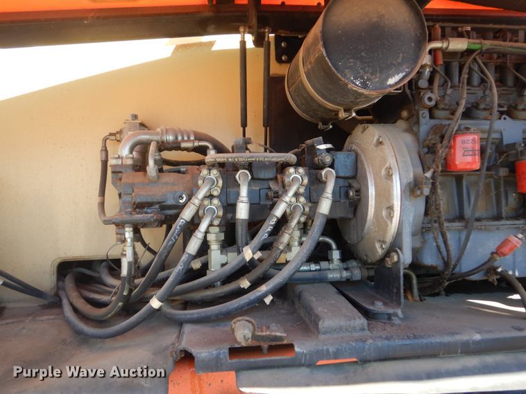 image for item IK9827 2003 JLG 1350SJP  boom lift