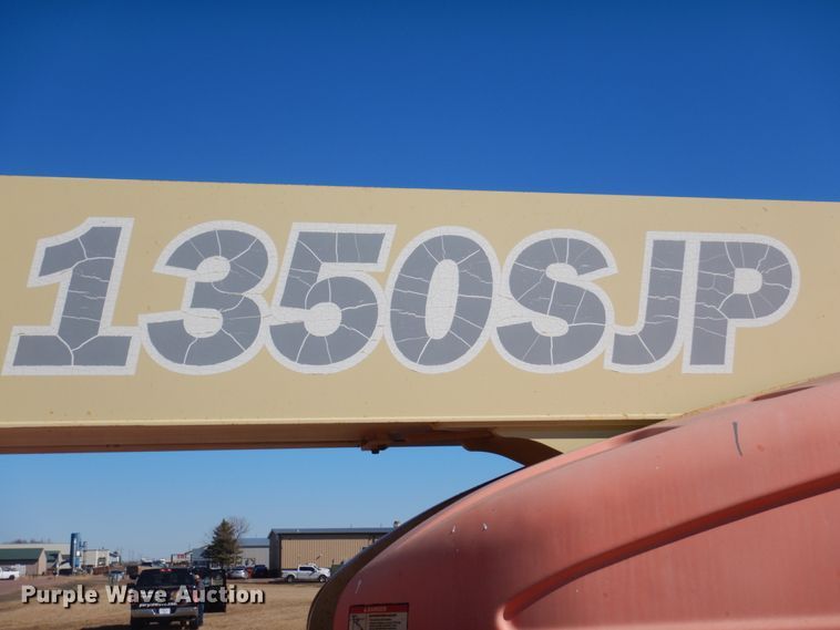 image for item IK9827 2003 JLG 1350SJP  boom lift
