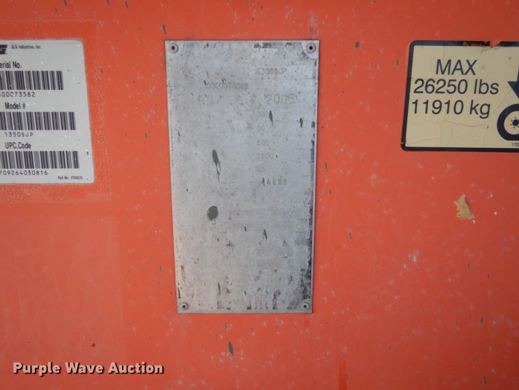 image for item IK9827 2003 JLG 1350SJP  boom lift