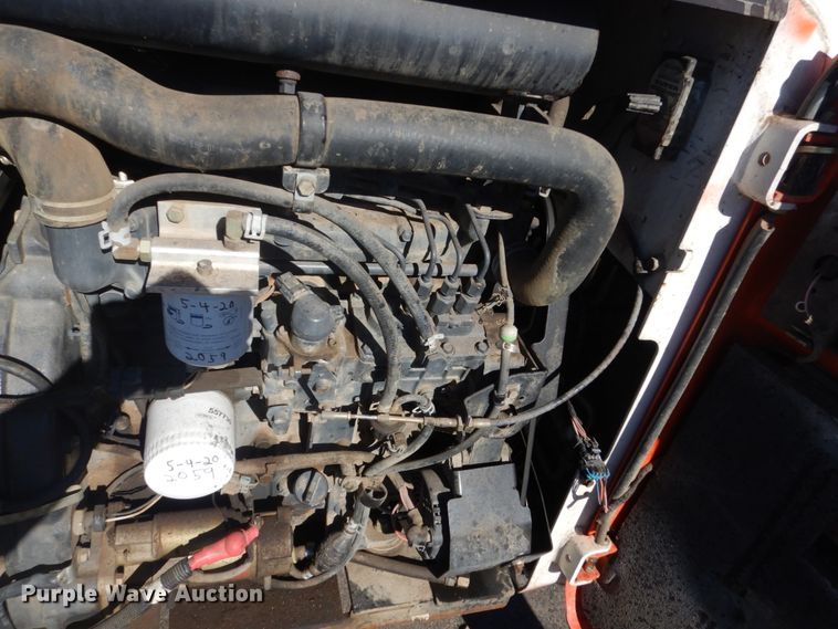 image for item IK9828 2006 Bobcat S250  skid steer loader