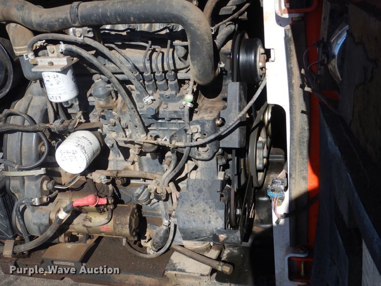 image for item IK9828 2006 Bobcat S250  skid steer loader