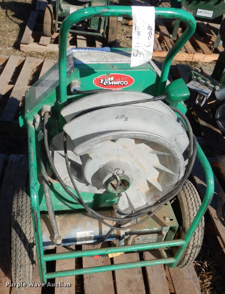 image for item IK9832 (2) Greenlee 555 conduit benders