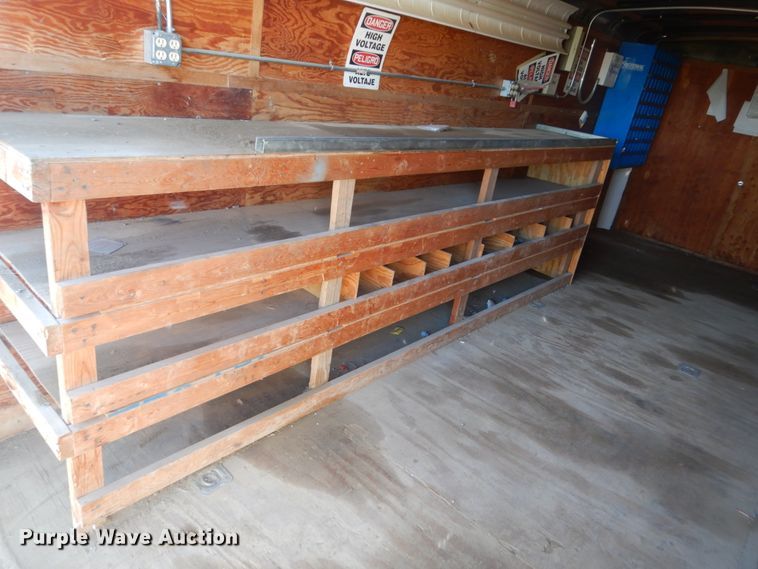 image for item IK9842 1995 United Express Line enclosed cargo trailer