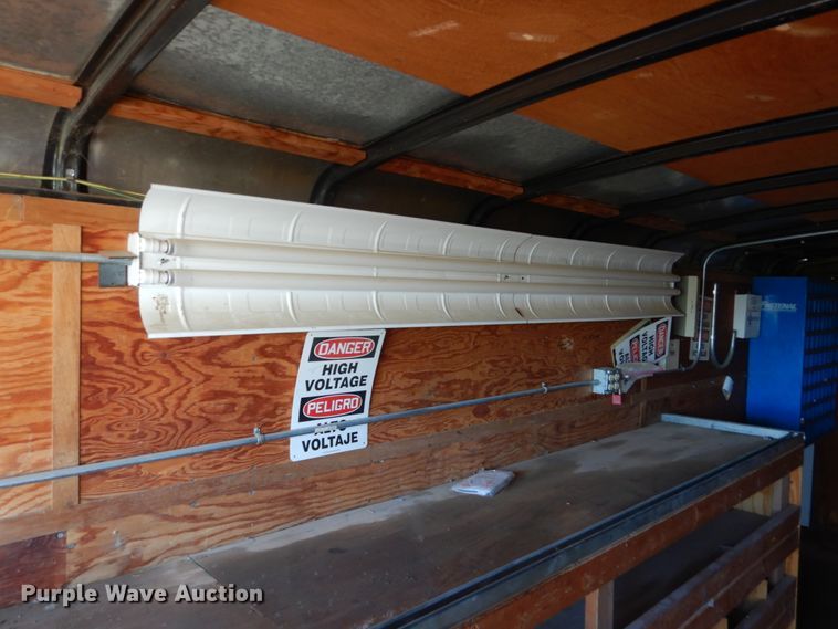 image for item IK9842 1995 United Express Line enclosed cargo trailer