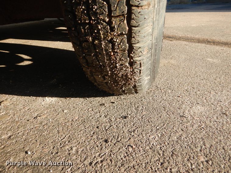 image for item IK9842 1995 United Express Line enclosed cargo trailer