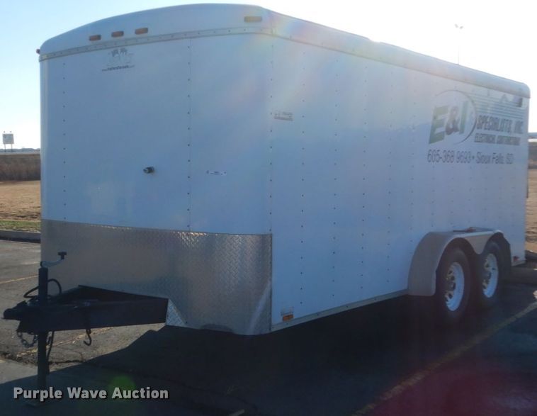 image for item IK9843 2006 Fabrique CM716TA2 enclosed cargo trailer