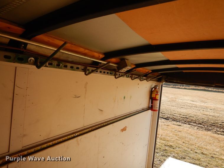 image for item IK9843 2006 Fabrique CM716TA2 enclosed cargo trailer