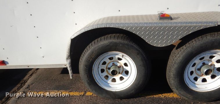 image for item IK9843 2006 Fabrique CM716TA2 enclosed cargo trailer