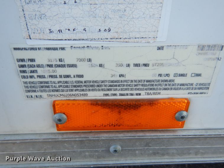 image for item IK9843 2006 Fabrique CM716TA2 enclosed cargo trailer