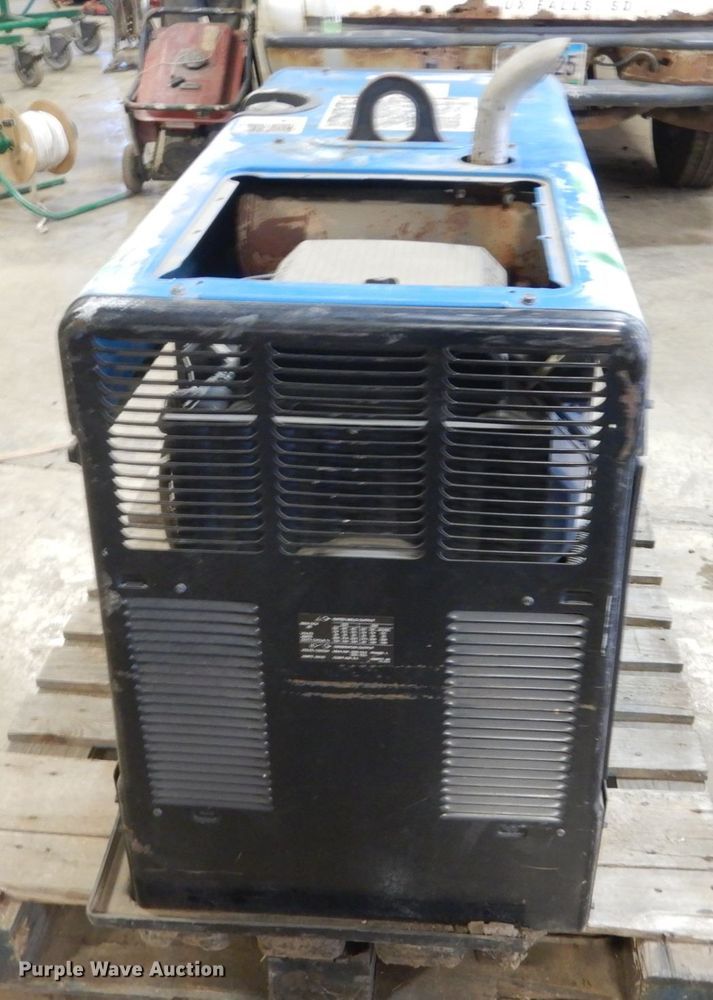 image for item IK9870 Miller Bobcat 225 welder