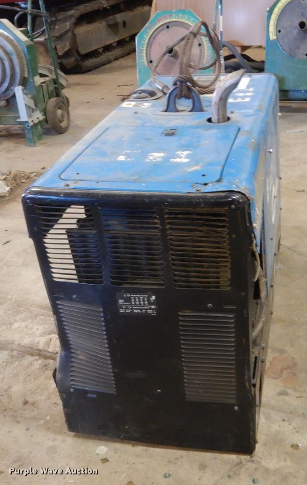 image for item IK9873 Miller Bobcat 250 welder