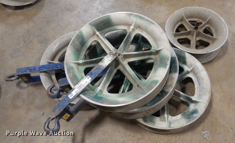 image for item IK9877 (5) Greenlee cable pull sheaves