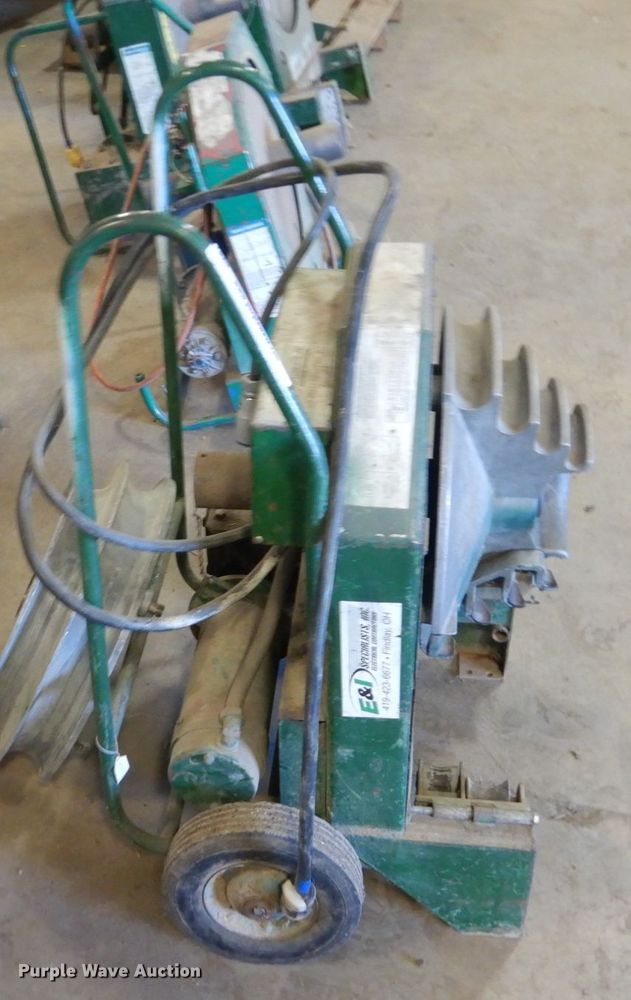 image for item IK9882 Greenlee 555 conduit bender