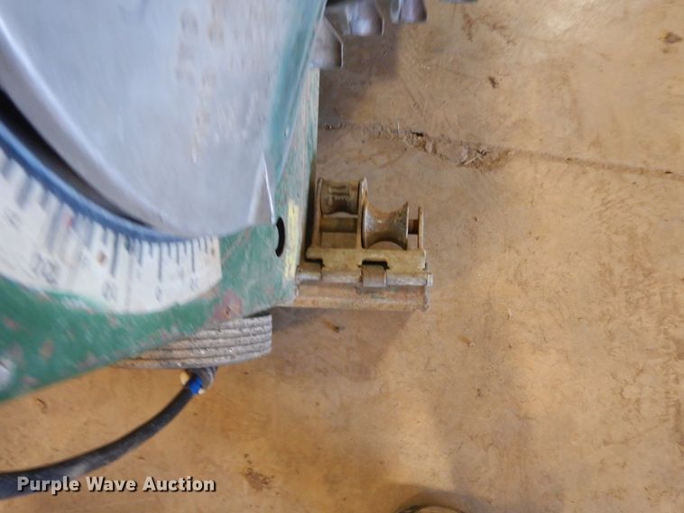 image for item IK9882 Greenlee 555 conduit bender