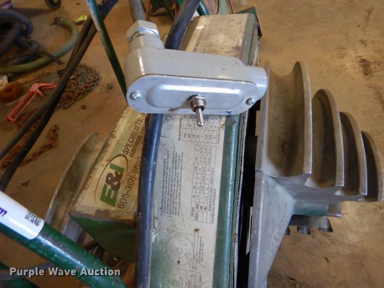 image for item IK9882 Greenlee 555 conduit bender