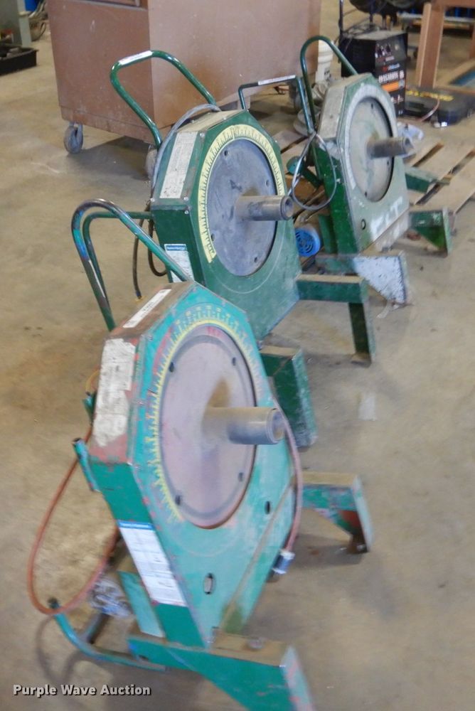 image for item IK9883 (3) Greenlee 555 conduit benders