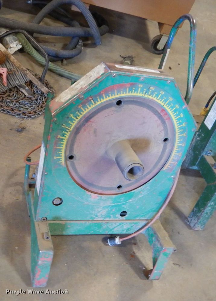 image for item IK9883 (3) Greenlee 555 conduit benders