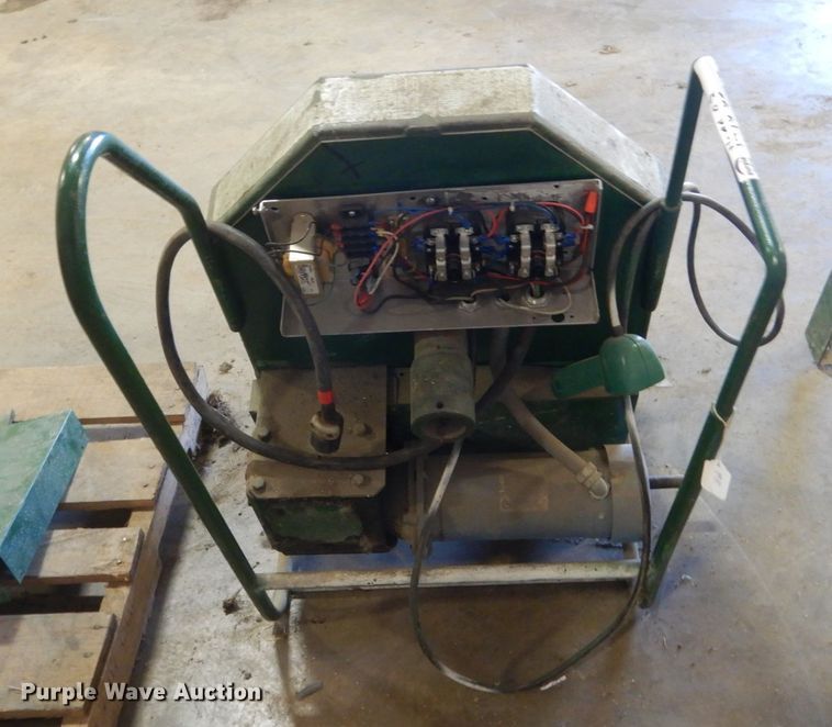 image for item IK9883 (3) Greenlee 555 conduit benders