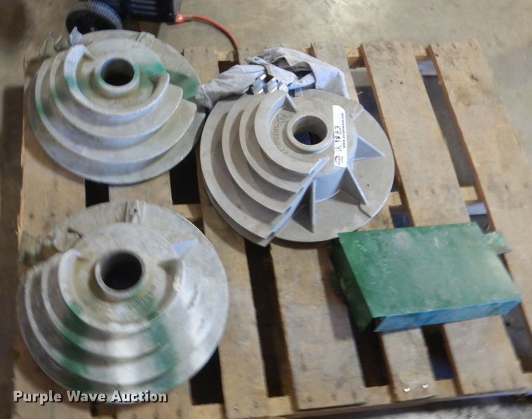 image for item IK9883 (3) Greenlee 555 conduit benders