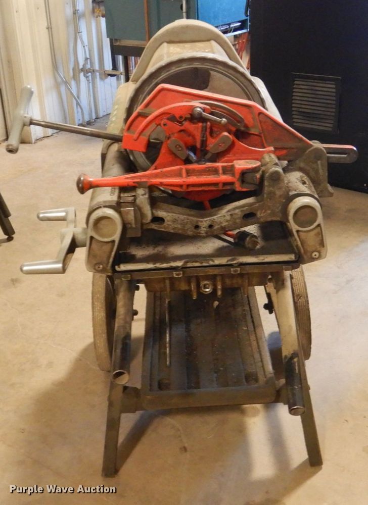 image for item IK9892 Ridgid 1224 pipe threader