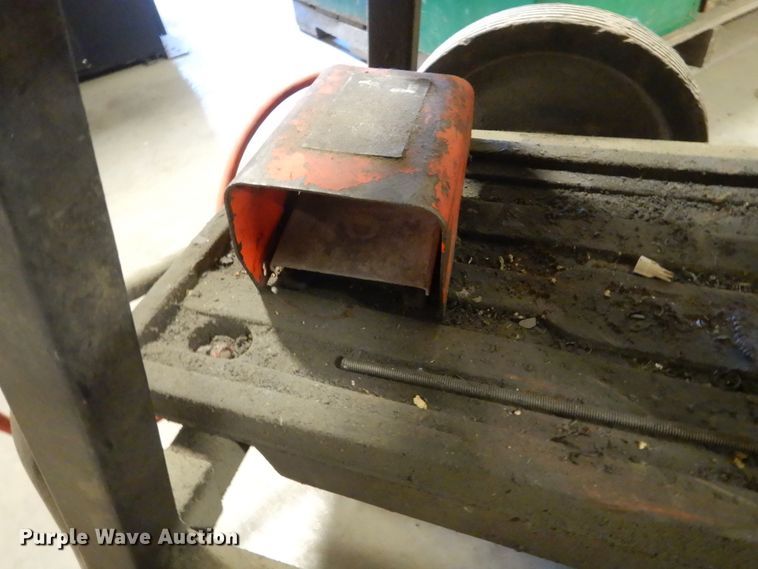 image for item IK9892 Ridgid 1224 pipe threader