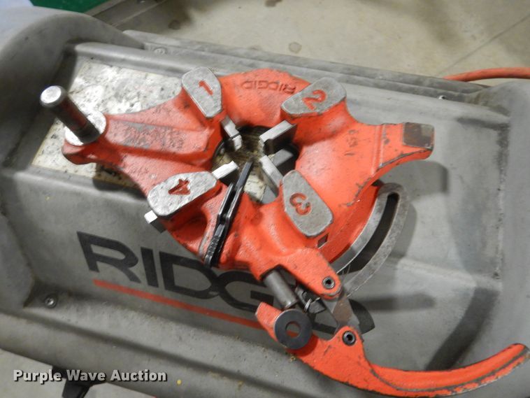 image for item IK9893 Ridgid 1224 pipe threader