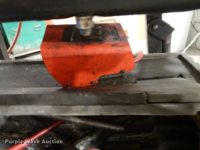 image for item IK9893 Ridgid 1224 pipe threader