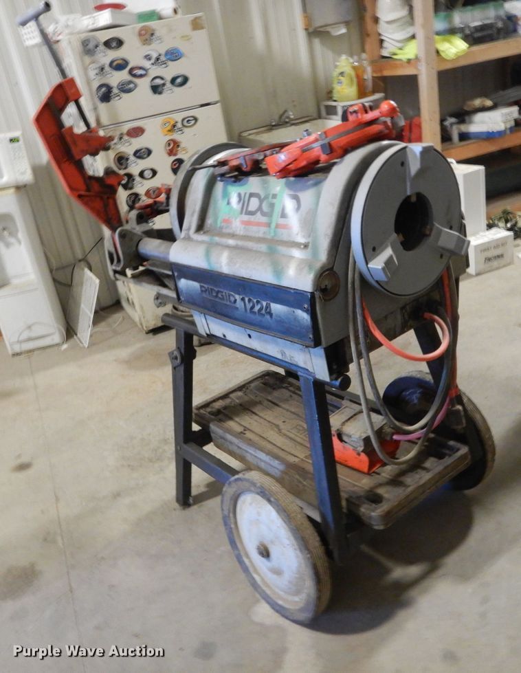 image for item IK9895 Ridgid 1224 pipe threader