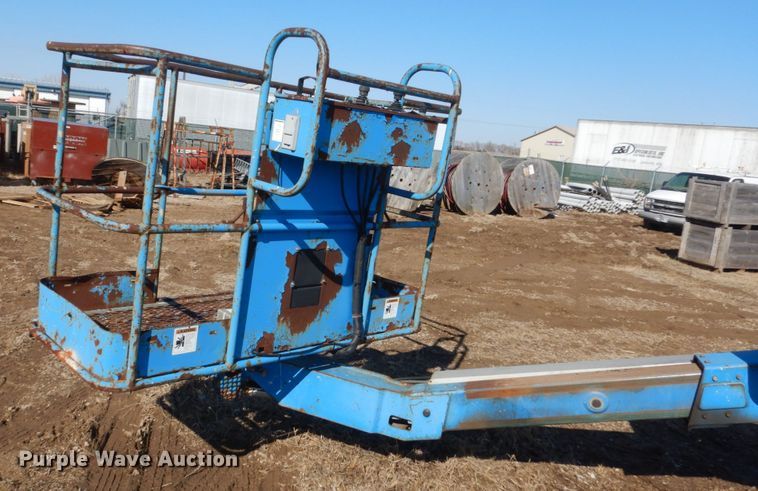 image for item IK9915 2002 Genie Z45/25  boom lift
