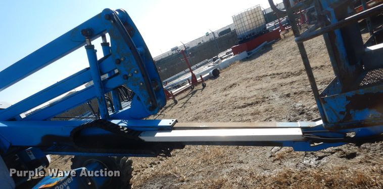 image for item IK9915 2002 Genie Z45/25  boom lift