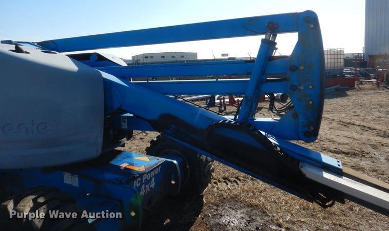 image for item IK9915 2002 Genie Z45/25  boom lift