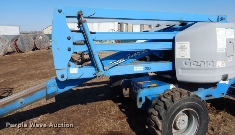image for item IK9915 2002 Genie Z45/25  boom lift